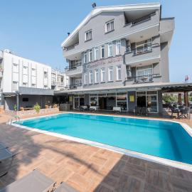 Marina Apart Hotel
