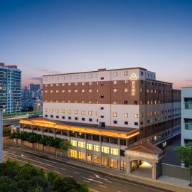 Atour Hotel Shanghai Jing'an North XIzang Road Metro Station، فندق في شانغهاي