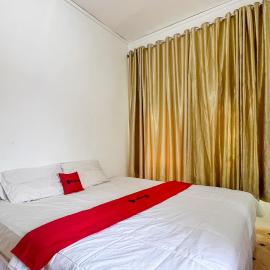RedDoorz at Kanaka Hostel Tanjung Pinang