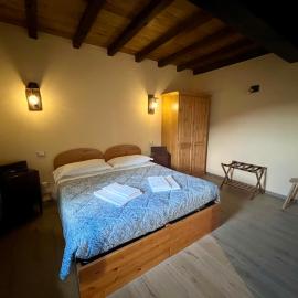 Agriturismo Podere Paradiso: Cutigliano'da bir otel