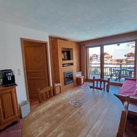 Duplex avec garage, proche des pistes de ski - FR-1-445-186