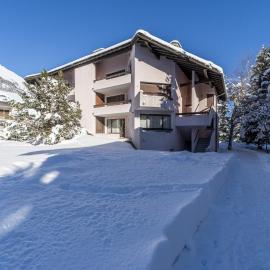 Chesa Pradatsch Suot 5 - Celerina, hotel in Celerina