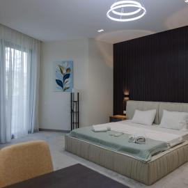 Sea View Studio Beachfront & Balcony - by Wehost