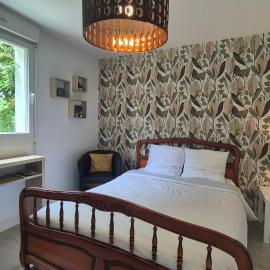 Chambre indépendante, viešbutis mieste Majenas