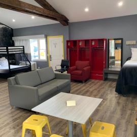 Super 8 by Wyndham Sturbridge, hotell i Sturbridge