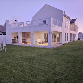 Khasia House - on the Golden Mile, hotel in St. Helena Bay
