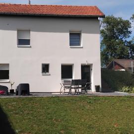 Kity House maison individuelle avec jardin, hotel in Neufchâteau