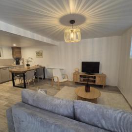 Studio1 calme indépendant, proche Lyon,Beaujolais, hotel a Lissieu