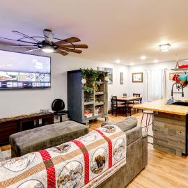 Walk to Dtwn: Dog-Friendly Retreat in Fairbanks!