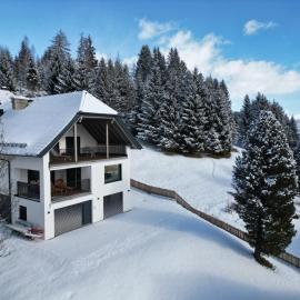 Chalet Lungau-View - Ferienhaus mit Aussicht, hotel a Mauterndorf