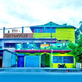 Binay chapa homestay in jaldapara, hotel a Mādāri Hāt
