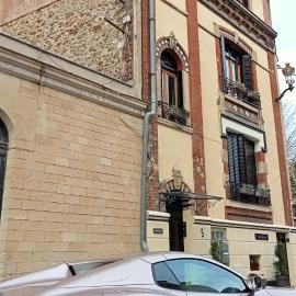 VILLA 160m2 - GARE a 200m - LES LOGES DU THEATRE avec JARDIN en plein cœur d'Épernay 14PERS Max VISITE DE CAVE guidée et DÉGUSTATION CHAMPAGNE offert BIEN-ÊTRE & JEUX & VELOS
