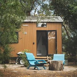 Tiny Hideaway at Cloverhills by Tiny Away: Newham şehrinde bir otel