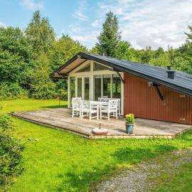 5 person holiday home in Ry, hotel en Ry