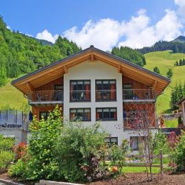 Alpina Appartements, hotel v destinaci Schröcken