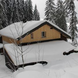 Ferienhaus Waldklause، فندق في شوارزنبرغ