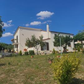 Alloggio Santa Lucia by Holiday World, hotel a Cercepiccola