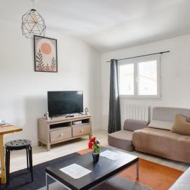 Appartement Spacieux 80 m2, hotell sihtkohas Bobigny