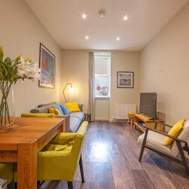 Stylish 2Bedroom Flat - Central Oban, hotel a Oban