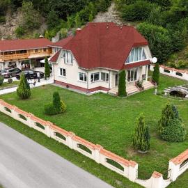 Lekic B&B, hotel v mestu Kovačica