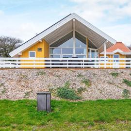 5 star holiday home in Nordborg, מלון בנורדבורג