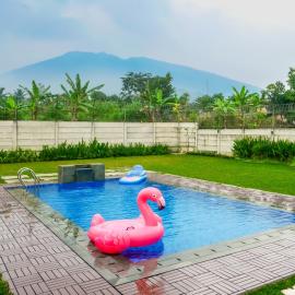 Theolive Arrea - Spacious Private Pool and Backyard