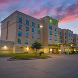 Holiday Inn & Suites Houston NW - Vintage Park Area by IHG