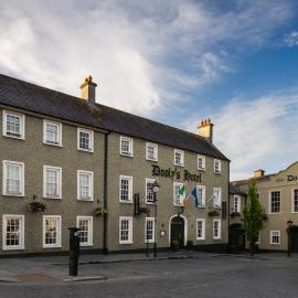 Dooly's Hotel, hotel di Birr