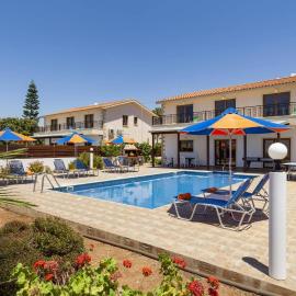 Villa Antonia by Villa Plus