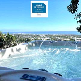 Vaste logement spa vue superbe Ti Kaz Miyou 1 – hotel w mieście La Possession
