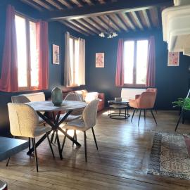 Appartement en centre ville, Hotel in Bernay