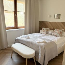 Kwietny Stoczek 70, hotel in Białowieża