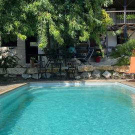 Dépendance atypique 2chbres parc piscine