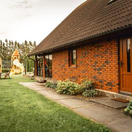 Krapi Guesthouse, viešbutis mieste Treimani