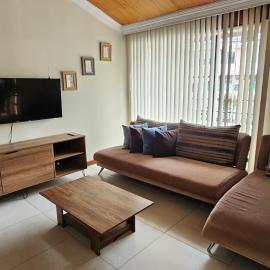Altamira Apart Suites, hotell sihtkohas Quito