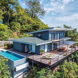 Villa with Stunning Isla Tortuga Ocean View, Near Curu Park & Ferry in Blue Zone, hotel in Paquera