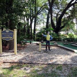 Private Cottage Only 5 miles from Disney, hotel in Kissimmee