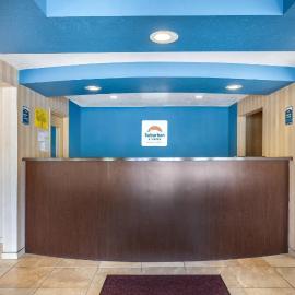 Suburban Studios Branson On The Strip