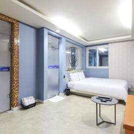 Songjeong V Hotel, hotel en Busan