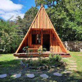 Gîte insolite avec Spa en Baie du Mont St Michel, ξενοδοχείο σε Jullouville-les-Pins