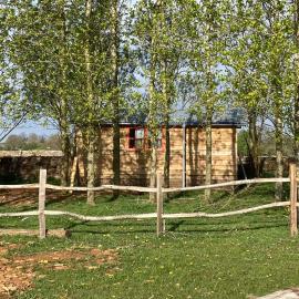 Secluded off grid Shepherd's Hut