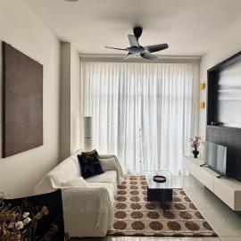 Cosy Comfort Suite 3BR at Midas Seri Alam, hotel i Masai