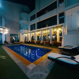 Morning Side Suites, hotel em Lagos