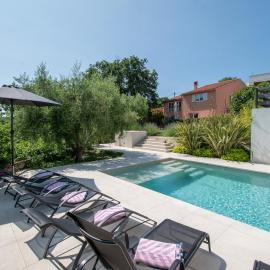 Villa Vintiana near the sea by Istrabook, Hotel in Vintijan