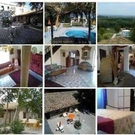 B e B- Il casale del melograno-Country House, hotel in Piano di Santa Laura