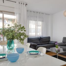 Apartamentos Madrid, hotel u gradu Torevjeha
