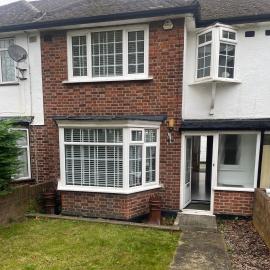 3 Bedroom House Kingston upon Thames, hotel in Kingston upon Thames