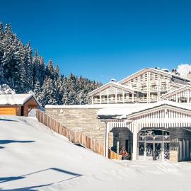 Ecrin Blanc Resort Courchevel - Aquapark, khách sạn ở Courchevel