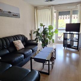 Appartement T3 GEO ANDRE, hotell i Lormont