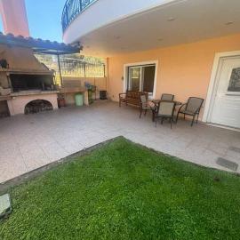 Bay area apartments, hotel a Skála Oropoú
